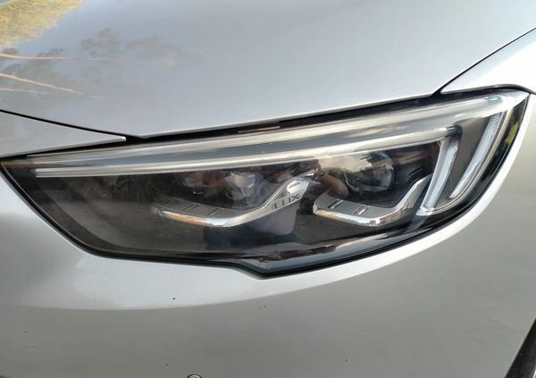 Opel Insignia cena 57999 przebieg: 198000, rok produkcji 2019 z Białobrzegi małe 326